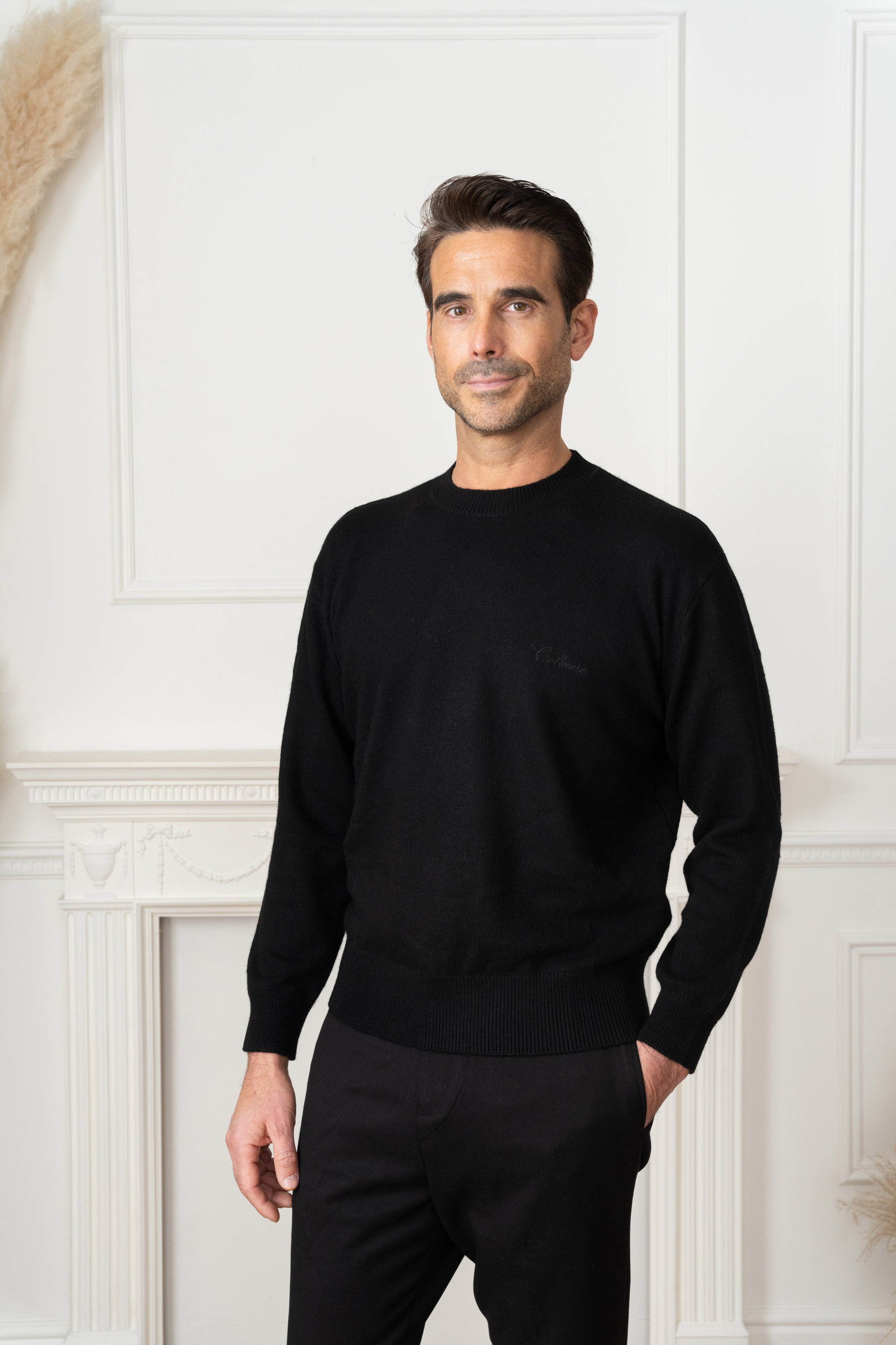 Devonshire Cashmere Jumper - Black